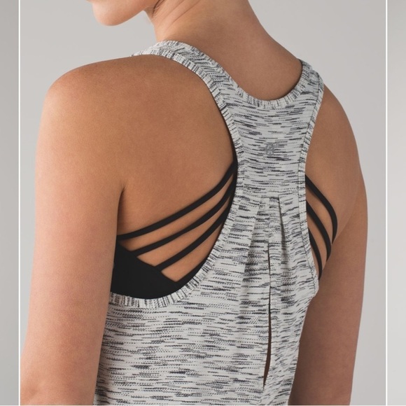 Lululemon Salute the Sun Singlet II Tank Top - Picture 3 of 11